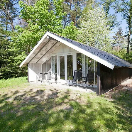 Holiday Home Lyngsporet III * Helsinge