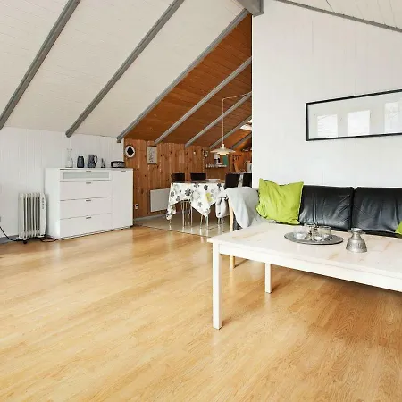 Дом отдыха Holiday Home Lyngsporet III Helsinge