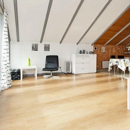 Holiday Home Lyngsporet III * Helsinge